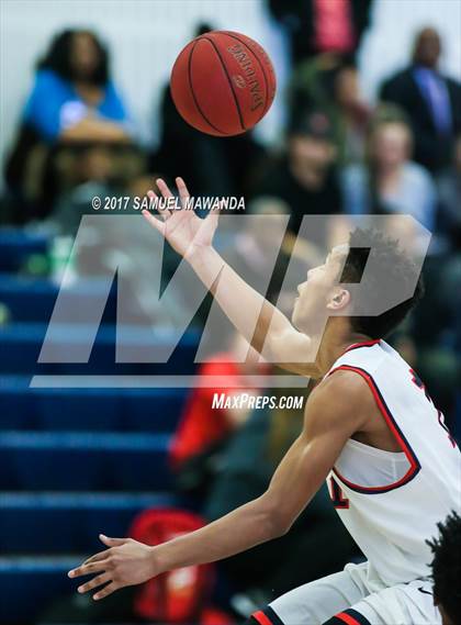 Thumbnail 2 in Brentwood School vs Paraclete photogallery.