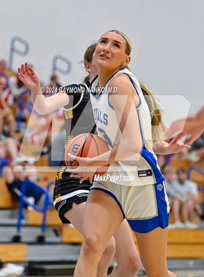 Thumbnail 3 in Hamilton Southeastern vs Chesterton (IBCA / IHSAA Showcase) photogallery.