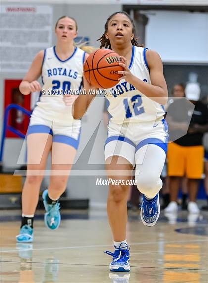 Thumbnail 3 in Hamilton Southeastern vs Chesterton (IBCA / IHSAA Showcase) photogallery.