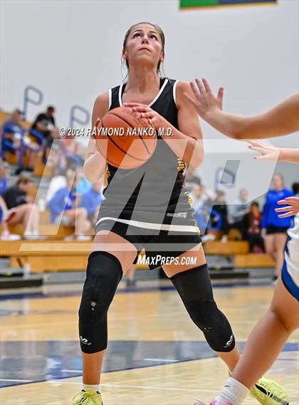 Thumbnail 3 in Hamilton Southeastern vs Chesterton (IBCA / IHSAA Showcase) photogallery.