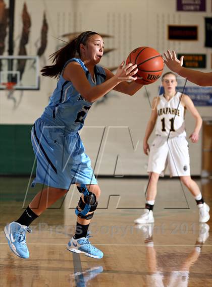 Thumbnail 2 in Ralston Valley vs. Arapahoe (Rock Canyon/ThunderRidge Tournament) photogallery.