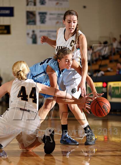 Thumbnail 3 in Ralston Valley vs. Arapahoe (Rock Canyon/ThunderRidge Tournament) photogallery.