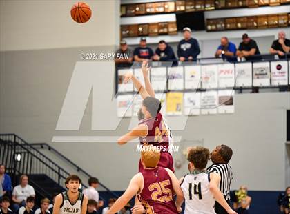 Thumbnail 1 in Van Buren County @ Soddy Daisy photogallery.
