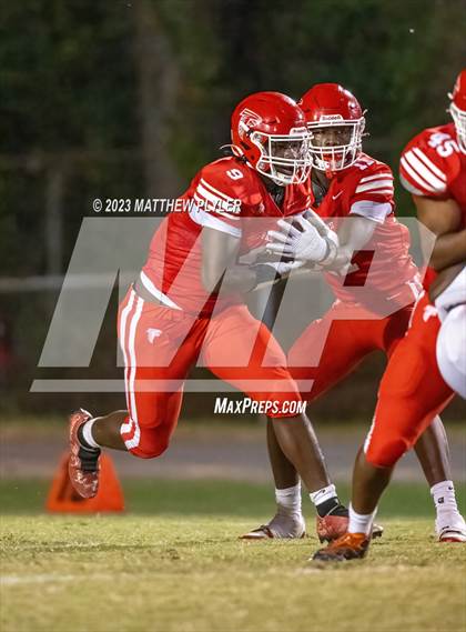 Thumbnail 3 in Cape Fear @ Seventy-First photogallery.