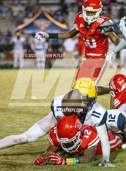 Thumbnail 2 in Cape Fear @ Seventy-First photogallery.