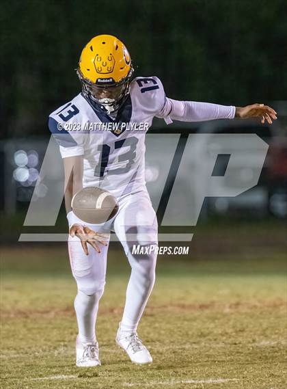 Thumbnail 2 in Cape Fear @ Seventy-First photogallery.