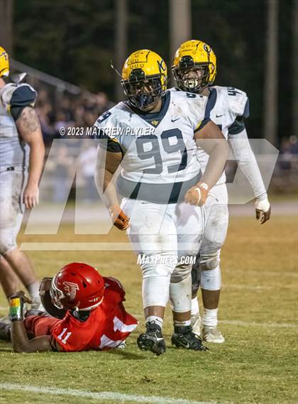 Thumbnail 2 in Cape Fear @ Seventy-First photogallery.