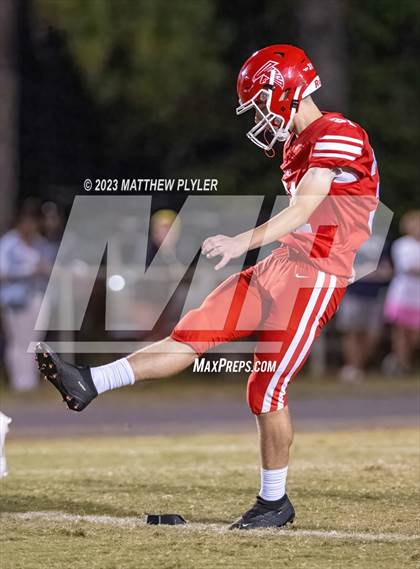 Thumbnail 1 in Cape Fear @ Seventy-First photogallery.