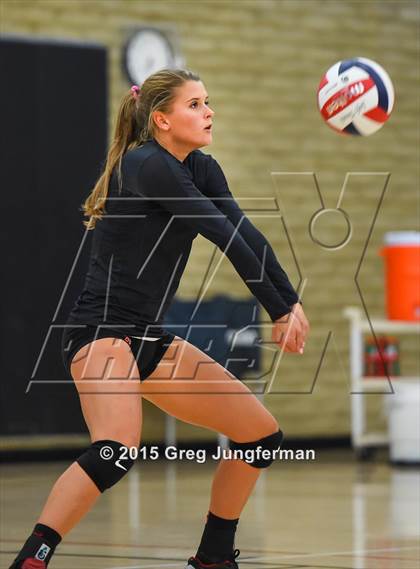 Thumbnail 3 in Redwood vs. Marin Catholic (MCAL Championship) photogallery.