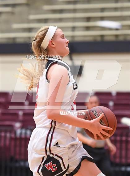 Thumbnail 2 in Madison vs. Churchill photogallery.