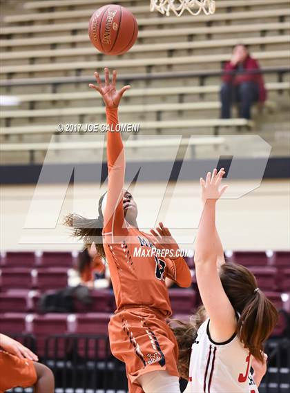 Thumbnail 3 in Madison vs. Churchill photogallery.