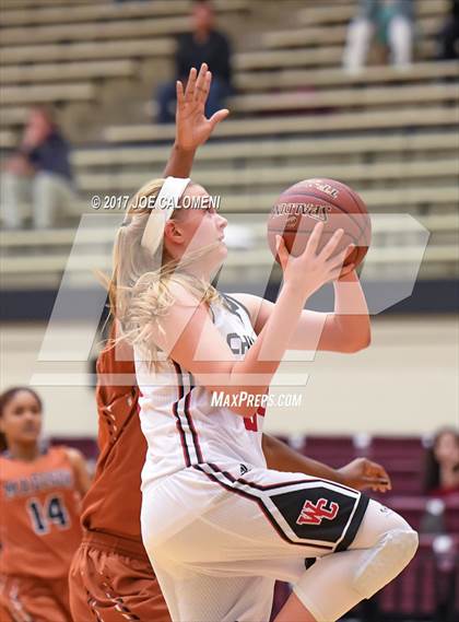 Thumbnail 3 in Madison vs. Churchill photogallery.