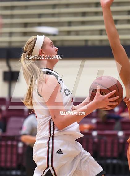 Thumbnail 1 in Madison vs. Churchill photogallery.