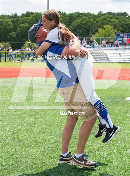 Thumbnail 2 in Scio Central/Friendship vs. Deposit-Hancock (NYSPHSAA D Final) photogallery.