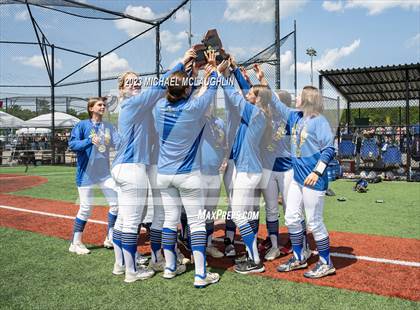 Thumbnail 3 in Scio Central/Friendship vs. Deposit-Hancock (NYSPHSAA D Final) photogallery.