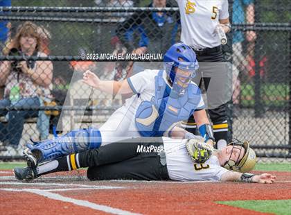 Thumbnail 2 in Scio Central/Friendship vs. Deposit-Hancock (NYSPHSAA D Final) photogallery.