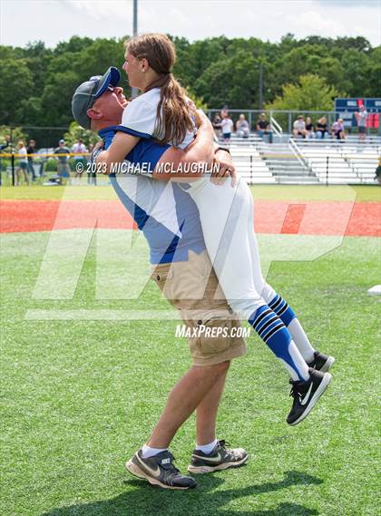 Thumbnail 3 in Scio Central/Friendship vs. Deposit-Hancock (NYSPHSAA D Final) photogallery.