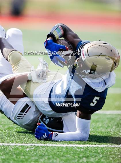 Thumbnail 1 in Mater Dei Catholic @ Red Mountain (Honor Bowl) photogallery.