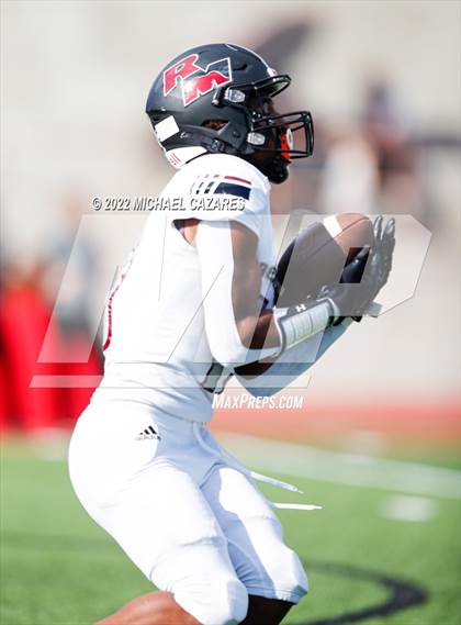 Thumbnail 2 in Mater Dei Catholic @ Red Mountain (Honor Bowl) photogallery.