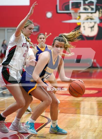 Thumbnail 2 in New Berlin Eisenhower @ Pewaukee photogallery.