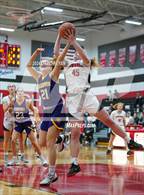 Photo from the gallery "New Berlin Eisenhower @ Pewaukee"