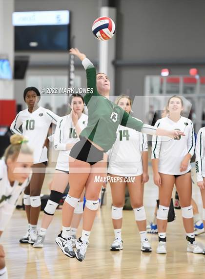Thumbnail 3 in Seton Catholic vs. Basha (Nike TOC Southwest) photogallery.