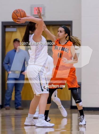 Thumbnail 1 in Orange Grove vs. Crystal City (UIL 4A Regional Quarterfinal Playoffs) photogallery.