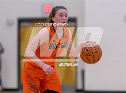 Thumbnail 1 in Orange Grove vs. Crystal City (UIL 4A Regional Quarterfinal Playoffs) photogallery.