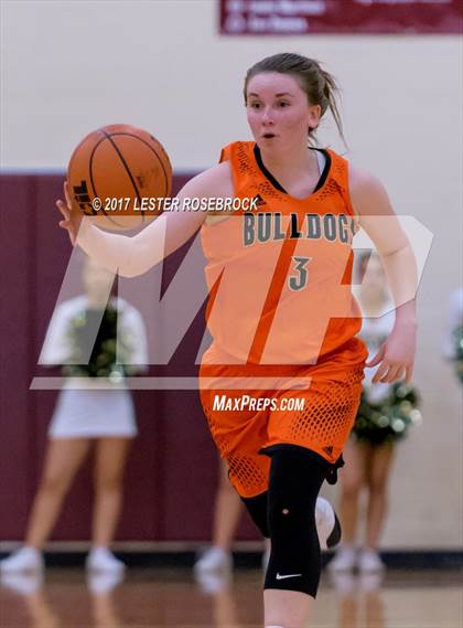 Thumbnail 1 in Orange Grove vs. Crystal City (UIL 4A Regional Quarterfinal Playoffs) photogallery.