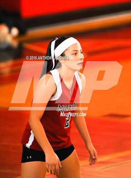 Thumbnail 3 in Mineola vs Manhasset (Mineola Volleyball Tournament) photogallery.