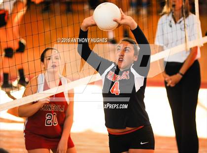 Thumbnail 3 in Mineola vs Manhasset (Mineola Volleyball Tournament) photogallery.