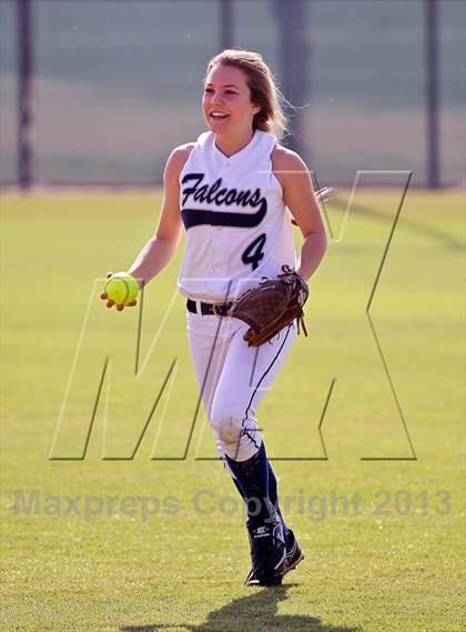 Thumbnail 2 in Frazier Mountain vs Foothill (Mira Monte Invitational) photogallery.