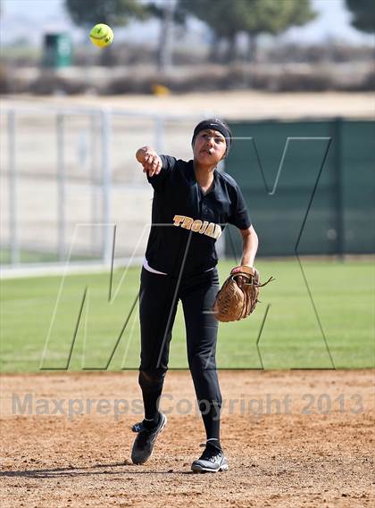 Thumbnail 2 in Frazier Mountain vs Foothill (Mira Monte Invitational) photogallery.