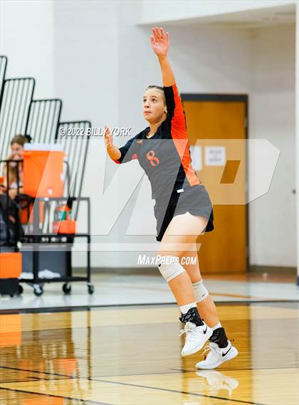 Thumbnail 1 in Grand Saline Indians vs Rains Wildcats - Varsity photogallery.