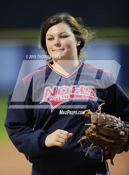 Thumbnail 3 in Huntington @ North DeSoto photogallery.