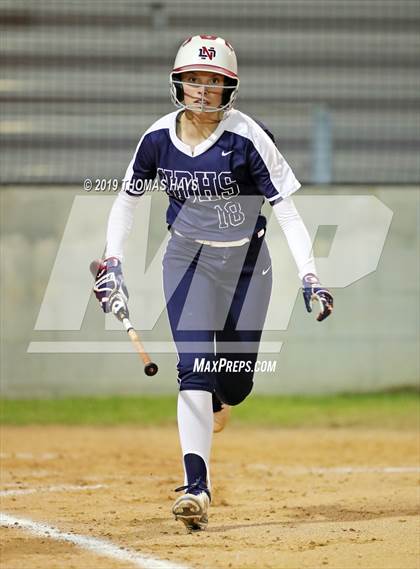 Thumbnail 3 in Huntington @ North DeSoto photogallery.