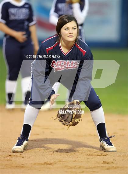 Thumbnail 3 in Huntington @ North DeSoto photogallery.