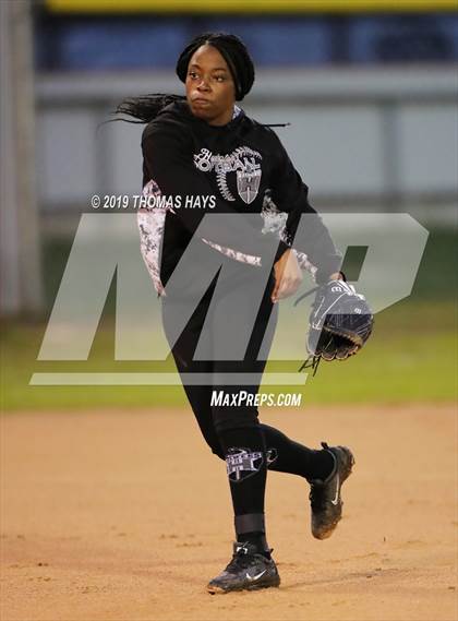 Thumbnail 3 in Huntington @ North DeSoto photogallery.