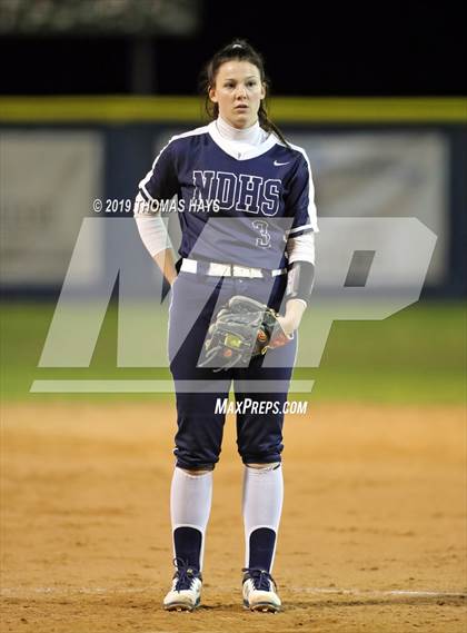 Thumbnail 3 in Huntington @ North DeSoto photogallery.