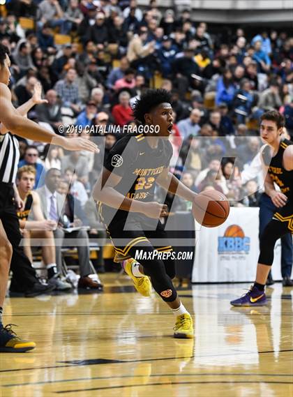 Thumbnail 1 in St. Thomas More vs Montverde Prep (Metro Classic) photogallery.