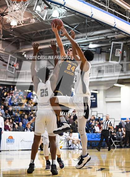 Thumbnail 3 in St. Thomas More vs Montverde Prep (Metro Classic) photogallery.