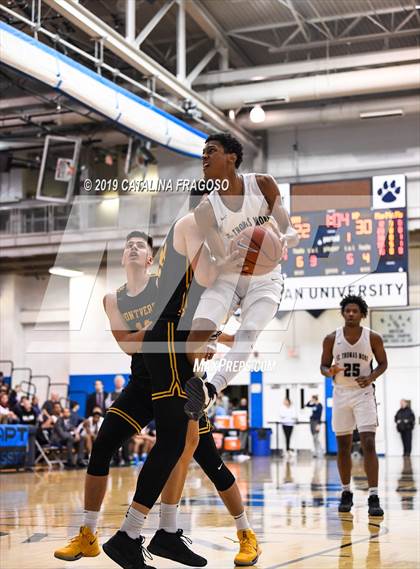 Thumbnail 1 in St. Thomas More vs Montverde Prep (Metro Classic) photogallery.