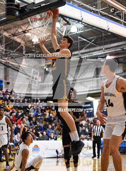 Thumbnail 1 in St. Thomas More vs Montverde Prep (Metro Classic) photogallery.