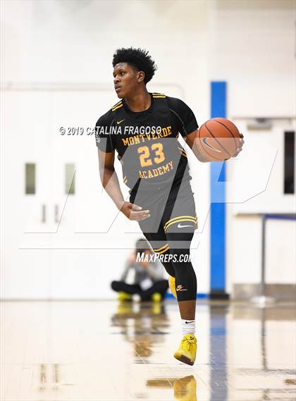 Thumbnail 2 in St. Thomas More vs Montverde Prep (Metro Classic) photogallery.