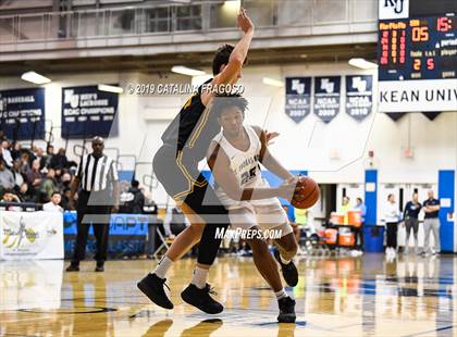 Thumbnail 1 in St. Thomas More vs Montverde Prep (Metro Classic) photogallery.