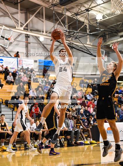 Thumbnail 2 in St. Thomas More vs Montverde Prep (Metro Classic) photogallery.