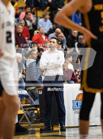 Thumbnail 1 in St. Thomas More vs Montverde Prep (Metro Classic) photogallery.