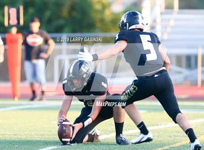 Thumbnail 3 in Burbank vs. Golden Valley photogallery.