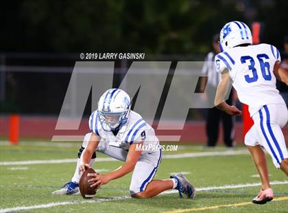 Thumbnail 3 in Burbank vs. Golden Valley photogallery.