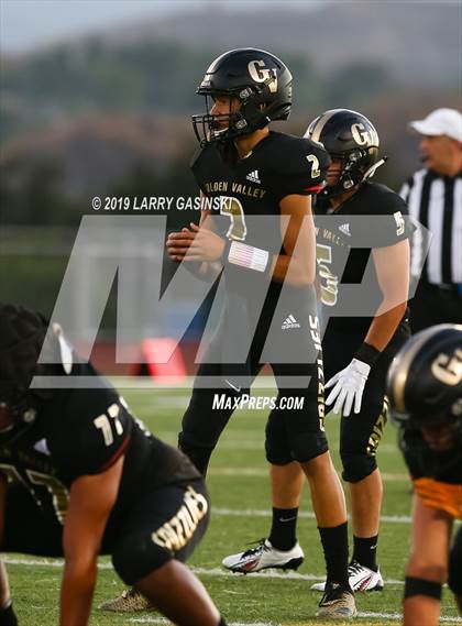 Thumbnail 3 in Burbank vs. Golden Valley photogallery.